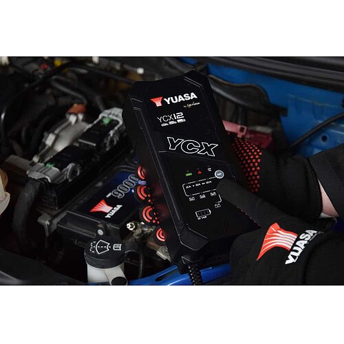 Yuasa YCX12 12V 12A Ladegerät