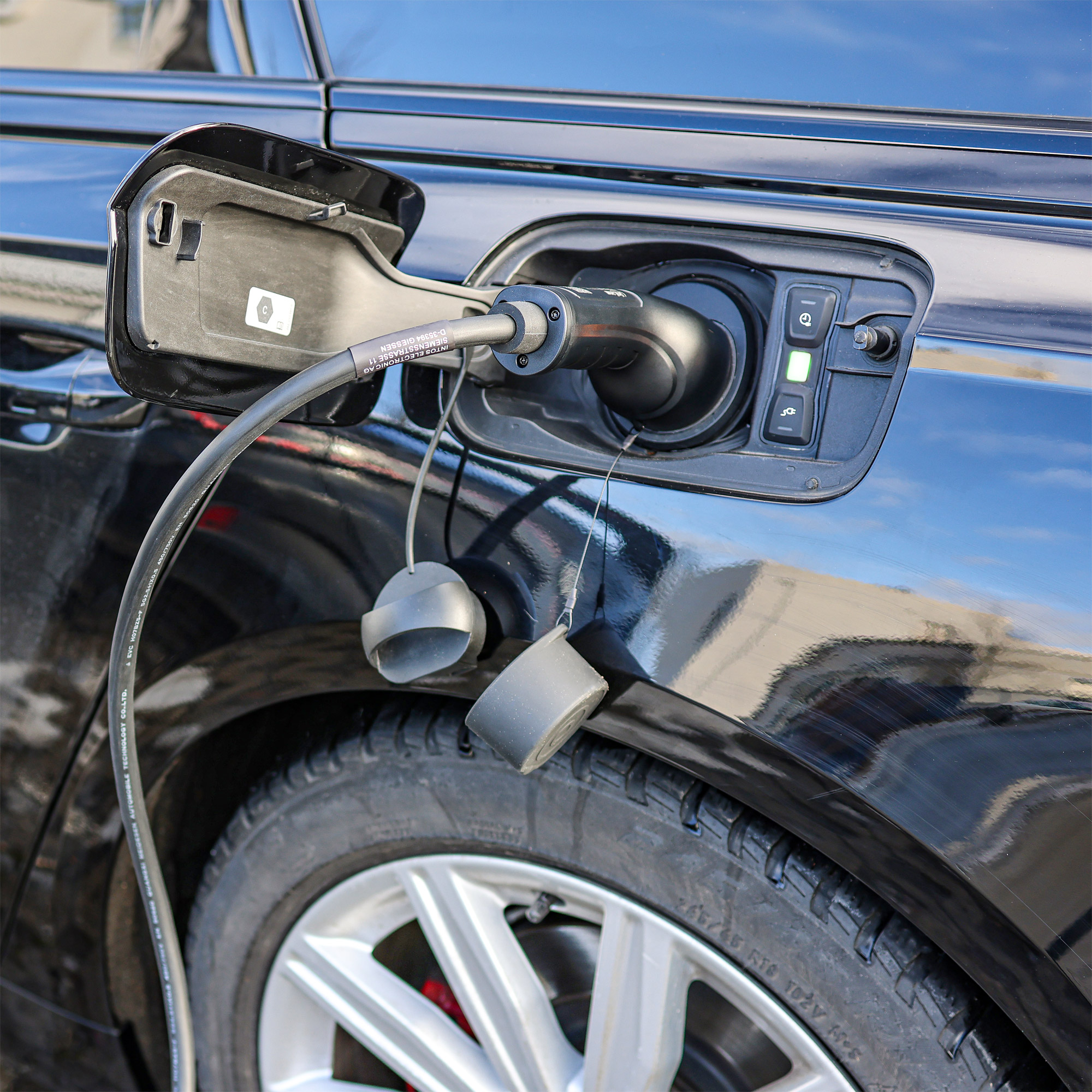 Inline® EV Autoladekabel 22kW Typ2, 3-phasig, 7,5m Inline® EV Autoladekabel 22kW Typ2, 3-phasig, 7,5m