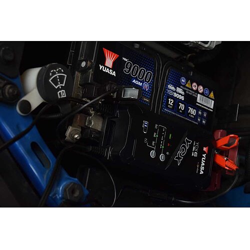 Yuasa YCX6 12V 6A Ladegerät Yuasa YCX6 12V 6A Ladegerät