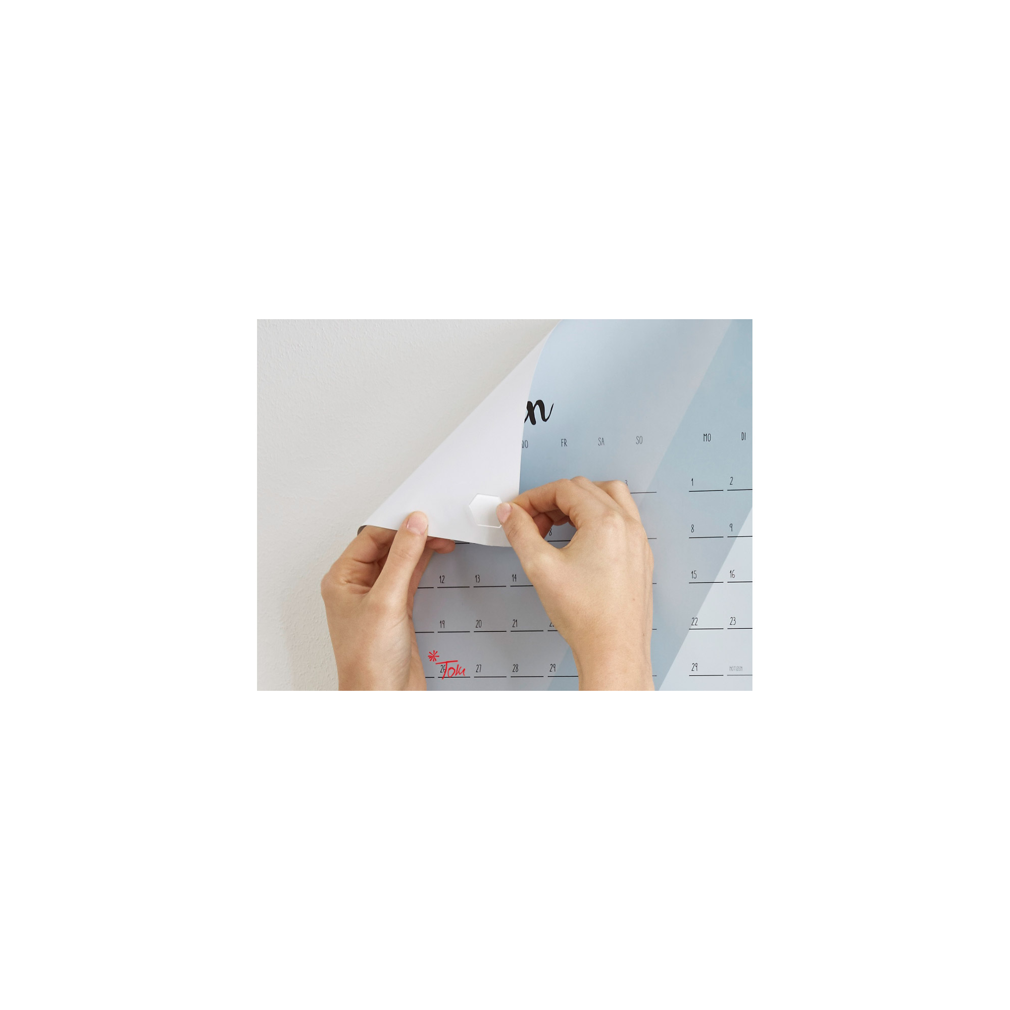 tesa TACK Klebepads XL, 3cm², wiederverwendbar, transparent 36 Stück