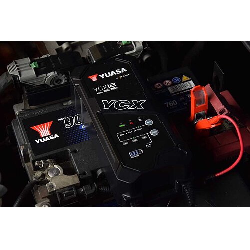 Yuasa YCX12 12V 12A Ladegerät