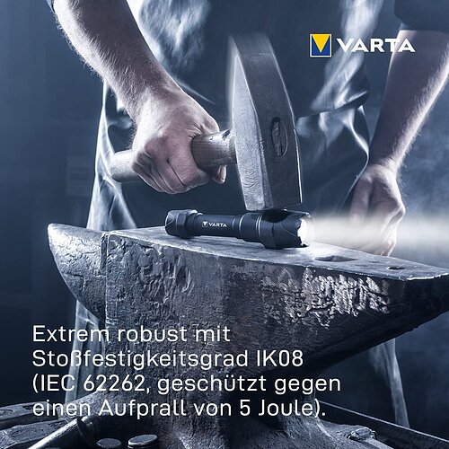 Varta Indestructible F20 Pro - inkl. Batterien