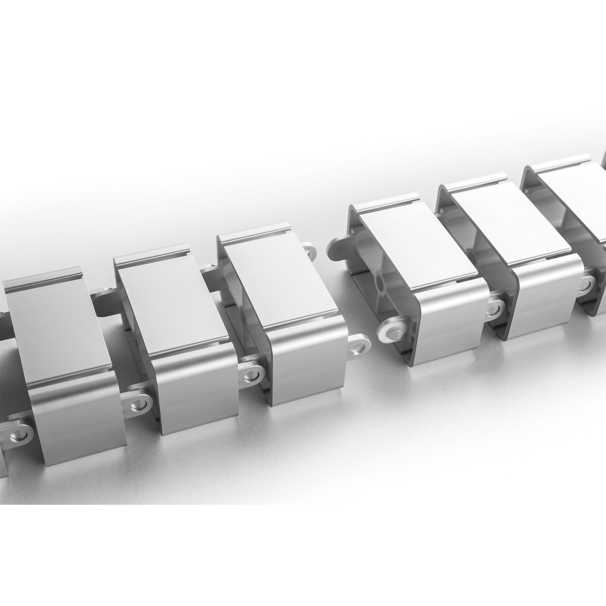 Inline® Kabelkanal flexibel für Höhenverstellbare Tische, 4 Kammern, grau