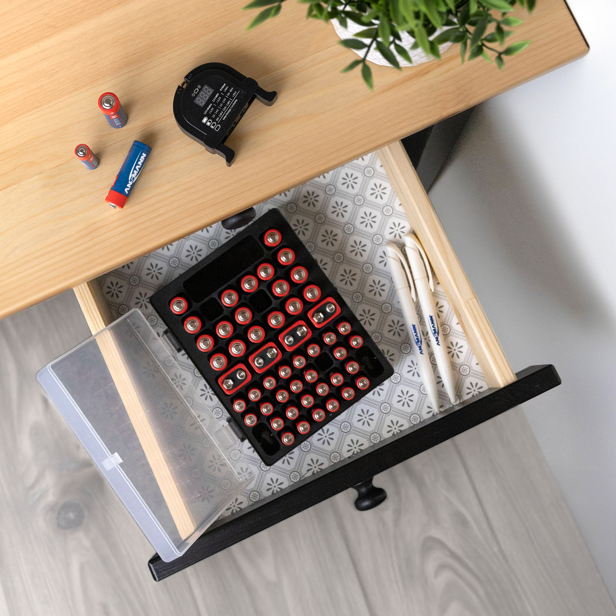 Ansmann Aufbewahrungsbox für bis zu 44 Batterien Ansmann Aufbewahrungsbox für bis zu 44 Batterien