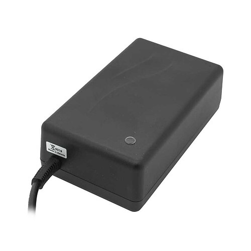 Mascot 2415 Ladegerät für NiCd-/NiMH-Akkupacks vom 15-30 Zellen 1,3A Ladestrom mit 4-poliger Molex Micro-Fit Buchse